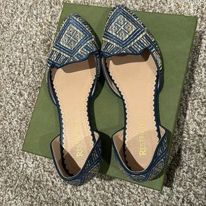 Restricted tapestry shoes, blue pattern style size 10